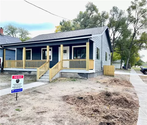 801 Shaw St, Des Moines, IA 50309