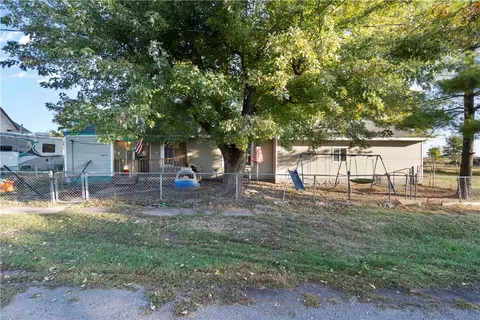 6644 Iowa St, Ackworth, IA 50001
