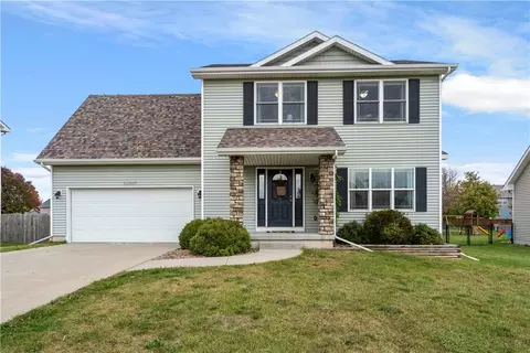 10317 Windsor Pkwy, Johnston, IA 50131