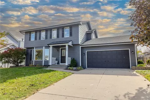 205 NE 15th St, Ankeny, IA 50021