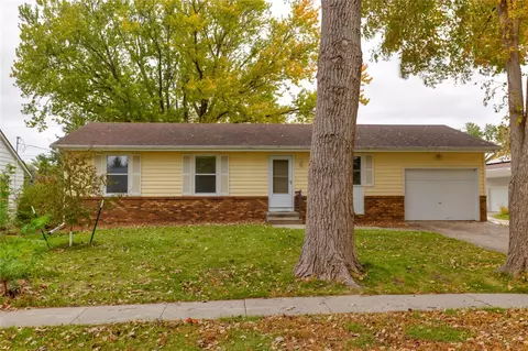 1709 Cherry St, Dallas Center, IA 50063