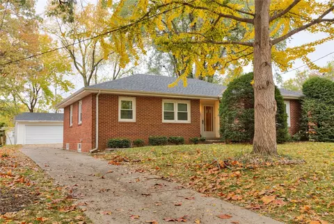 5901 Forest Ave, Des Moines, IA 50311