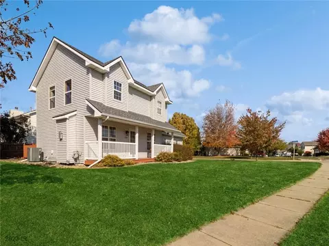 728 SE Kensington Rd, Ankeny, IA 50021