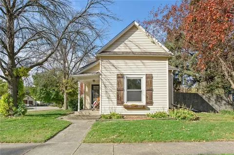530 SW Walnut St, Ankeny, IA 50023