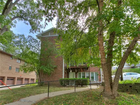 5322 Ingersoll Ave #B3, Des Moines, IA 50312