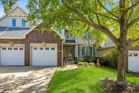 2844 Druid Hill Dr, Des Moines, IA 50315