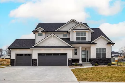 15228 Springbrook Trl, Urbandale, IA 50323