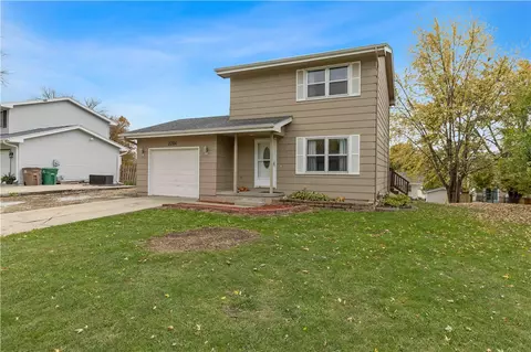 2204 Avery Ave, Norwalk, IA 50211