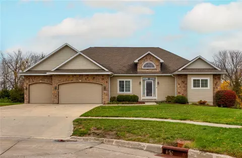 915 Timberline Dr, Polk City, IA 50226
