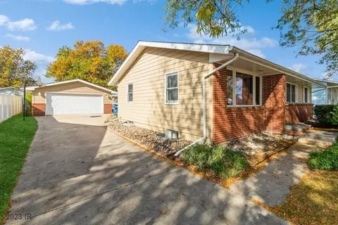 114 NE Bel Aire Rd, Ankeny, IA 50021