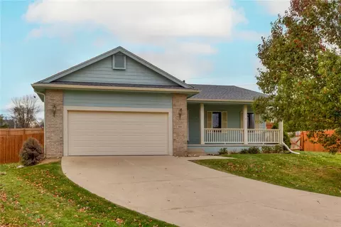 4601 99th St, Urbandale, IA 50322