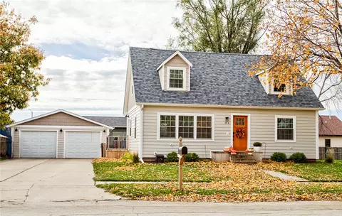 104 Thompson Ave, Gilbert, IA 50105
