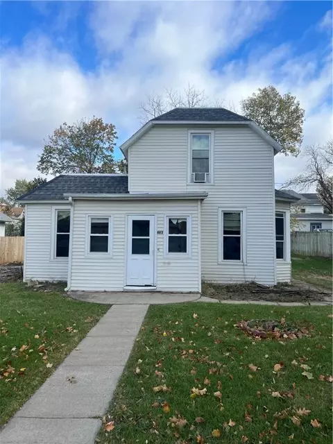 602 N A St, Oskaloosa, IA 52577