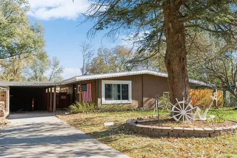 4601 Wakonda Pkwy, Des Moines, IA 50315