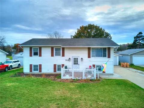 713 SE 3rd St, Ankeny, IA 50021