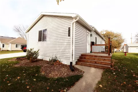223 16th St, Boone, IA 50036