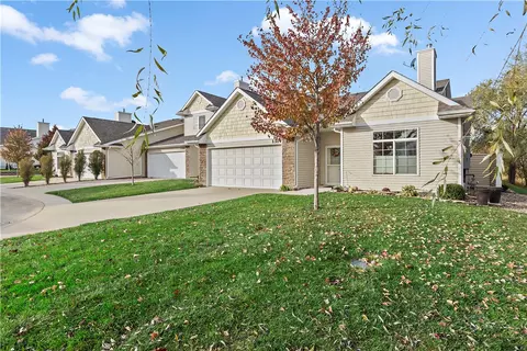 1314 SE Birch Ln, Ankeny, IA 50021