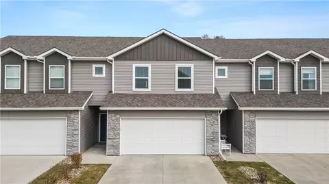 2862 NW Penny Ln, Ankeny, IA 50023