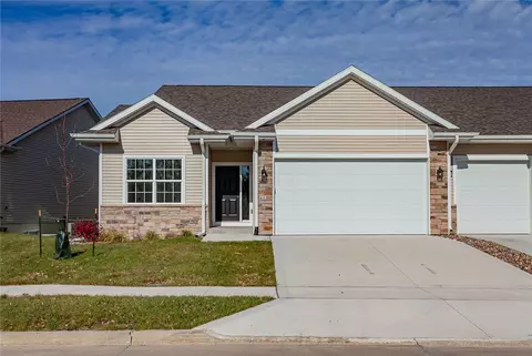 415 W Trace Dr, Polk City, IA 50226