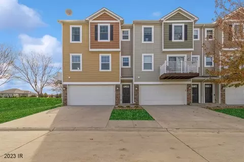 4849 NE Mcdougal Ln, Ankeny, IA 50021