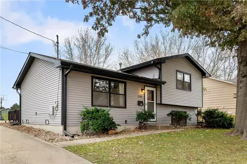 1110 E Washington St, Knoxville, IA 50138