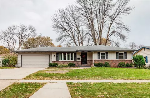 1201 SE Sharon Dr, Ankeny, IA 50021