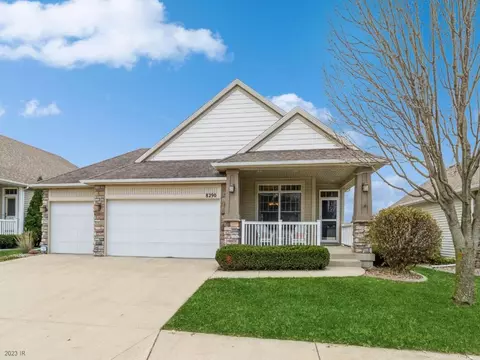 8290 Boulder Dr, West Des Moines, IA 50266
