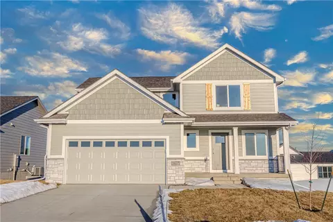 18037 Alpine Dr, Clive, IA 50325