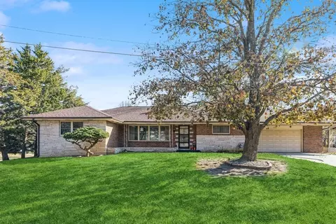 5401 SW 19th St, Des Moines, IA 50315
