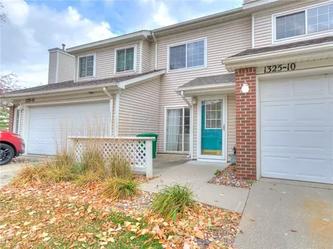 1325 SE Delaware Ave #10, Ankeny, IA 50021