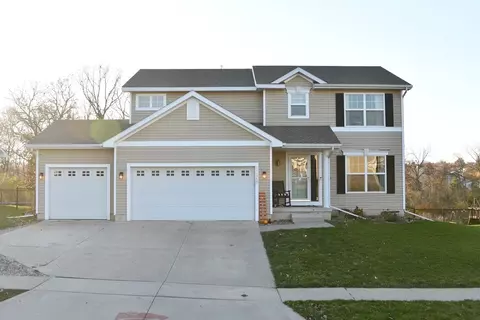 5728 SE 33rd St, Des Moines, IA 50320