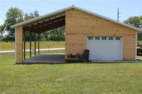 8800 County Line Rd, Cumming, IA 50061