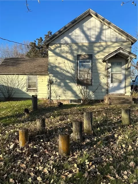 524 N 11th Ave E, Newton, IA 50208