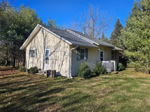 7801 18th Ave, Blairstown, IA 52209