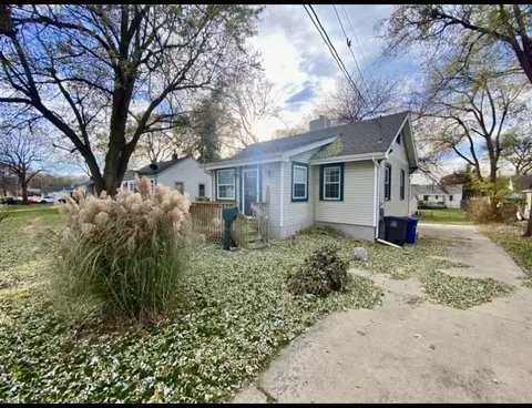 2336 61st St, Des Moines, IA 50322