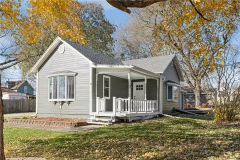 815 Elm Ave, Norwalk, IA 50211
