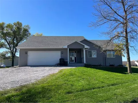 64932 295th St, Maxwell, IA 50161
