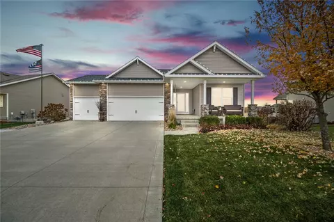 612 NW Jackson Dr, Ankeny, IA 50023