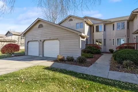 4645 84th St, Urbandale, IA 50322