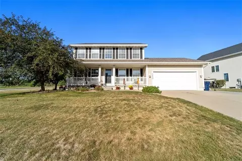 3804 122nd St, Urbandale, IA 50323