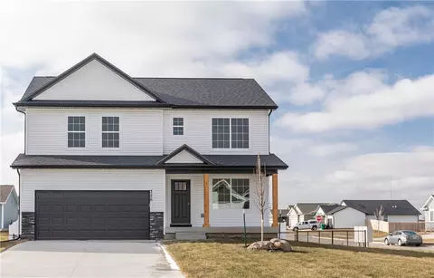 326 NE Adams Ave, Elkhart, IA 50073