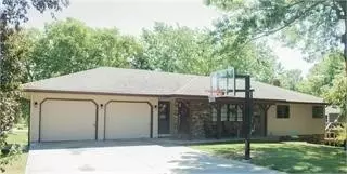 505 11th Ave, Sully, IA 50251