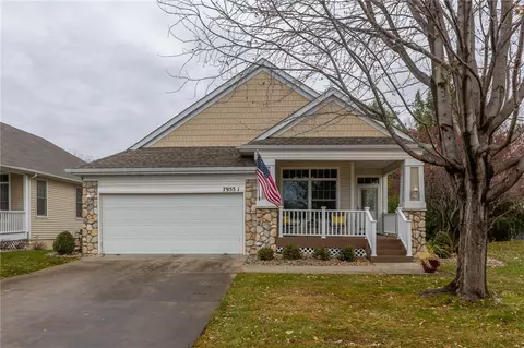 7955 Wistful Vista Dr #1, West Des Moines, IA 50266