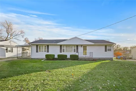 325 Palomino Pkwy, Des Moines, IA 50320