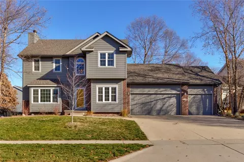 319 NW Horizon Ct, Ankeny, IA 50023