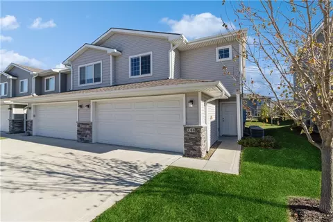 744 NE Macey Way, Waukee, IA 50263