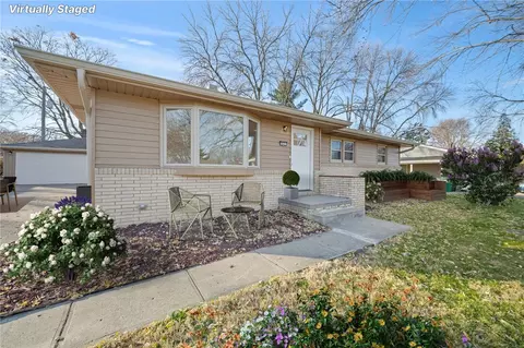 822 SE Sherman Dr, Ankeny, IA 50021