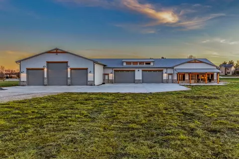 11904 NW 118th Ave, Granger, IA 50109