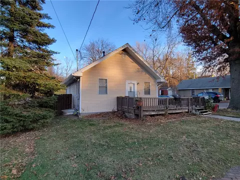 2145 SE 6th St, Des Moines, IA 50315