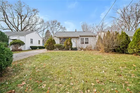 1424 E 15th St, Des Moines, IA 50316